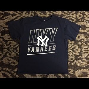 XL New York Yankees T- shirt